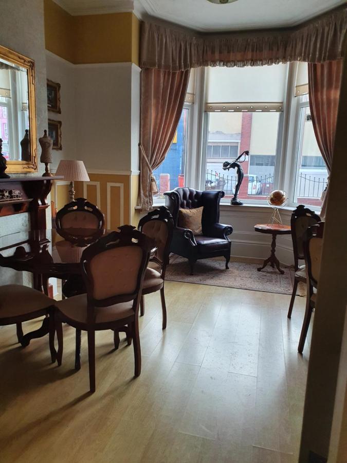 J'S Mayfair Guest House Μπλάκπουλ Εξωτερικό φωτογραφία