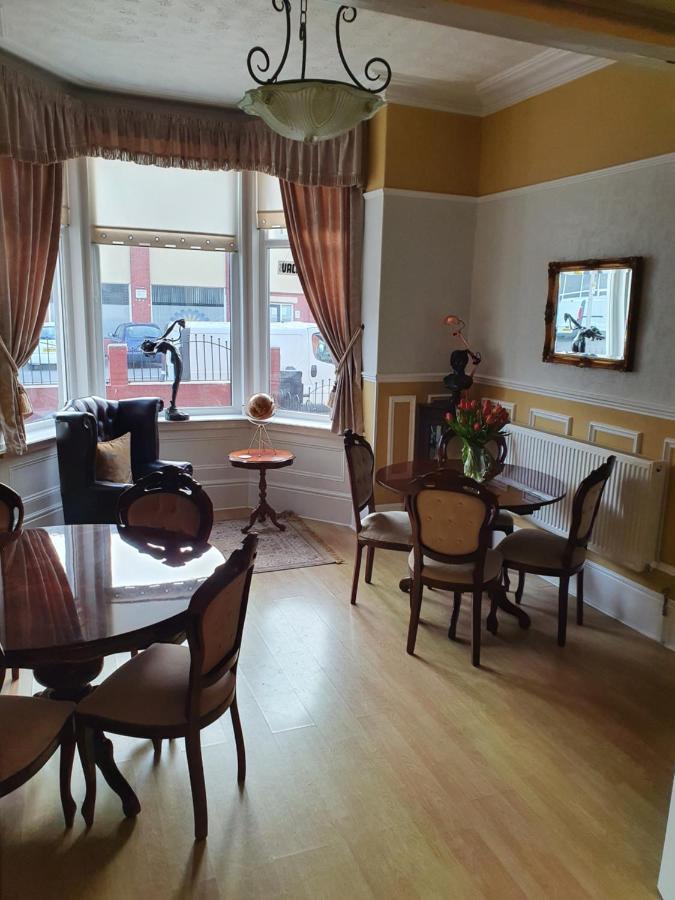 J'S Mayfair Guest House Μπλάκπουλ Εξωτερικό φωτογραφία